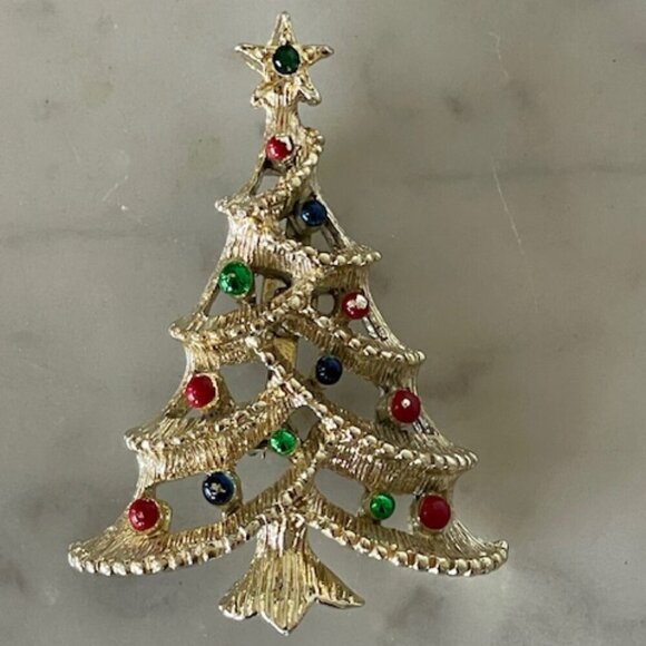 GERRY'S Vintage Gold Tone Rhinestone Christmas Tree Brooch Pin - Picture 2 of 13